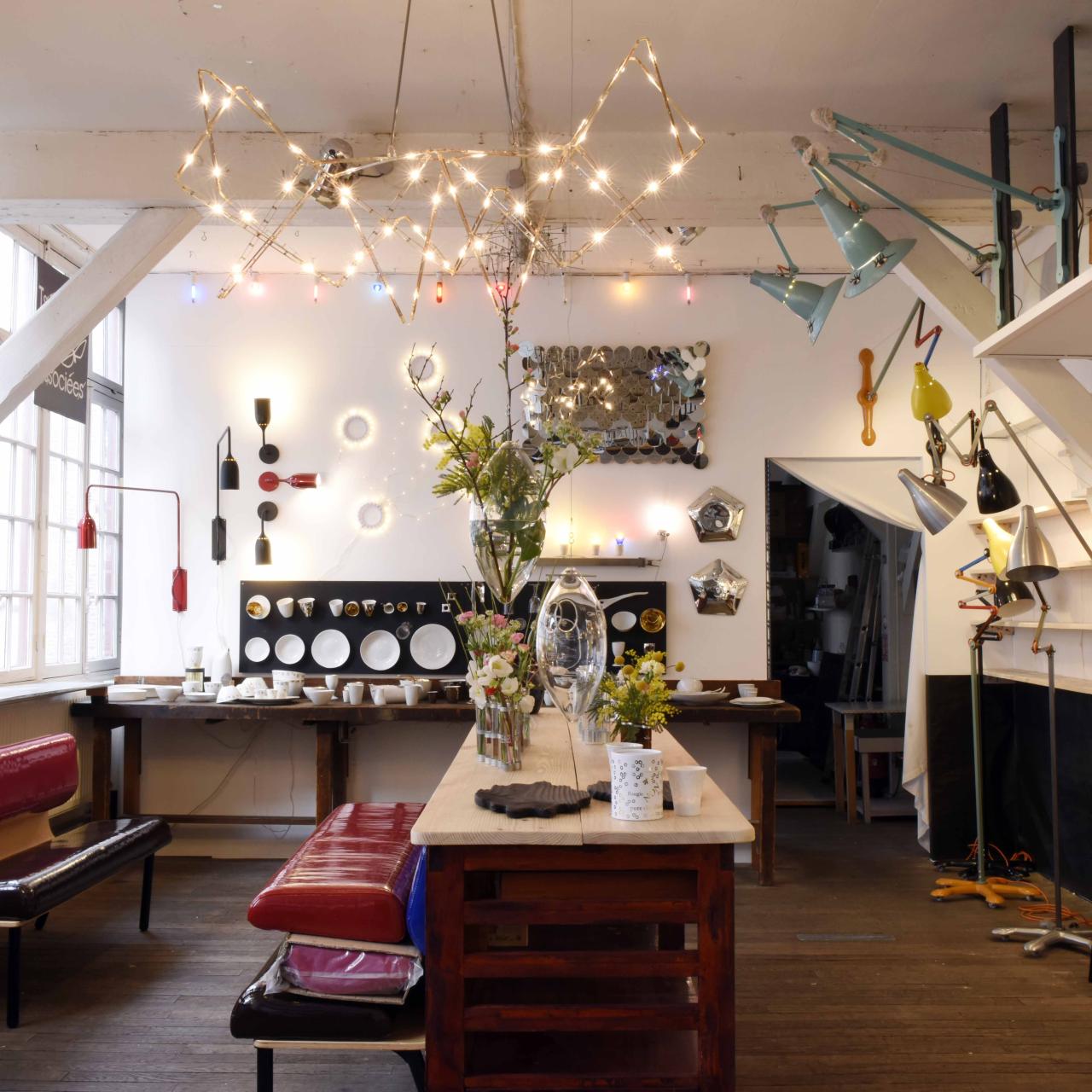 SHOWROOM