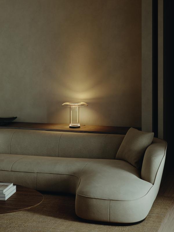 À Milan Design Week, Lodes présente Aurea, une nouvelle lampe de table qui travaille l'invisible